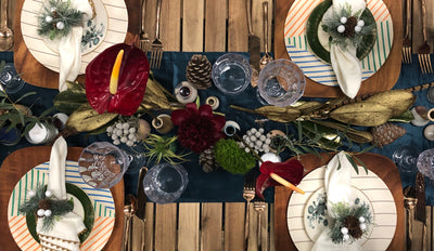 THE RUSTIC HOLIDAY TABLE